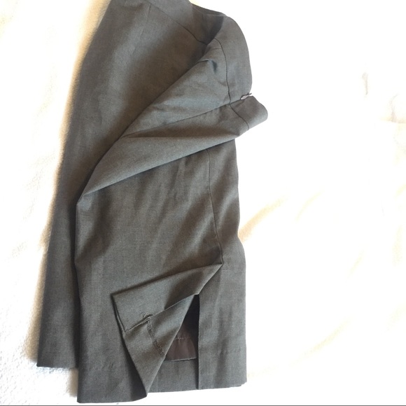 ⬇️SALE⬇️ALLEN SOLLY Gray Pencil Skirt Knee Length - Picture 2 of 4